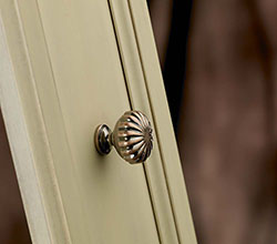 Top Knobs Cabinet Pull
